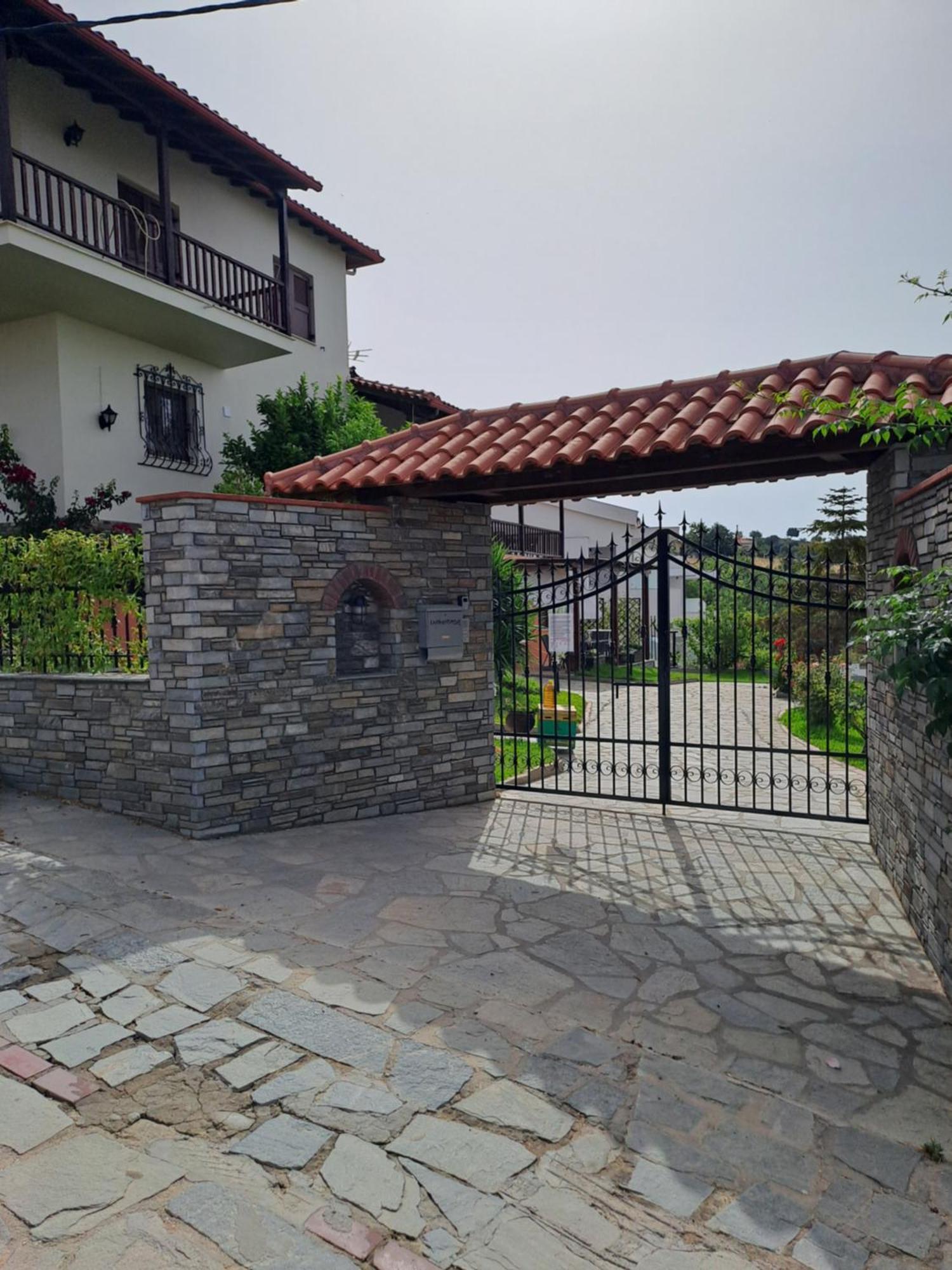 Sundays Family House/Studio Nikiti  Dış mekan fotoğraf
